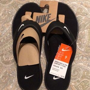 Women’s Black Nike Flip Flops